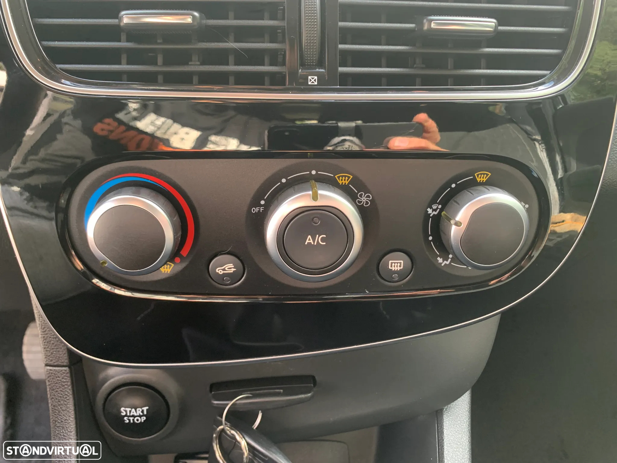 Renault Clio Sport Tourer 1.5 dCi Limited Edition - 17