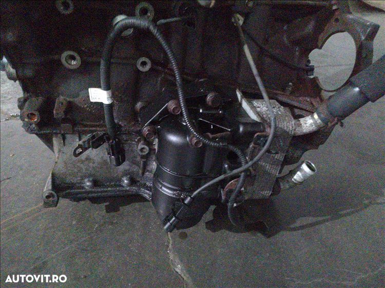 carcasa filtru ulei 2.2 d hyundai santa fe an fabr. 2013 - 1