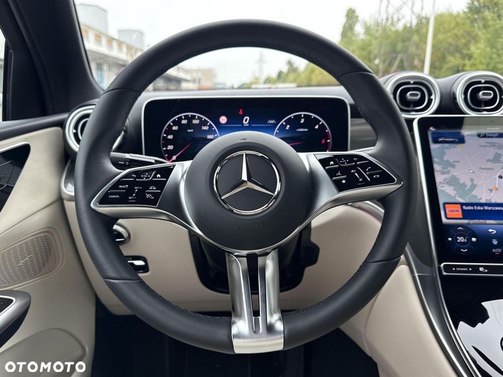 Mercedes-Benz GLC - 24