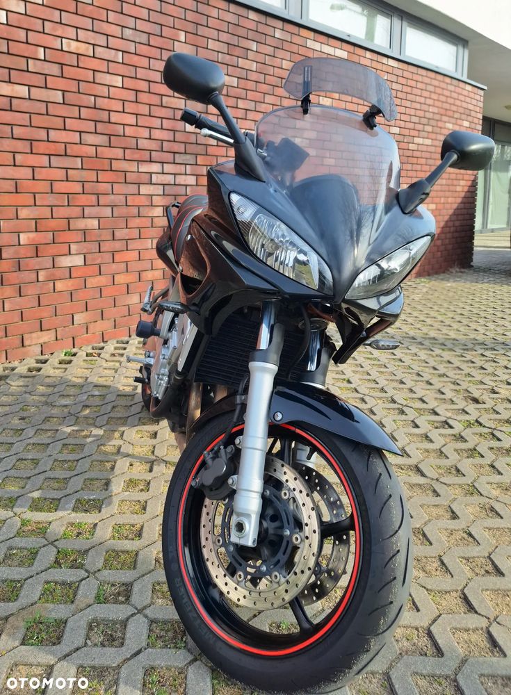 Yamaha FZ6 - 7