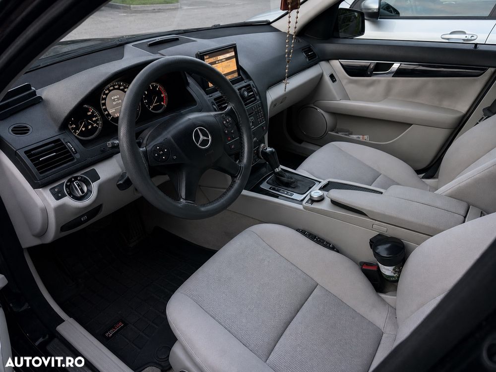 Mercedes-Benz C 220 CDI DPF Automatik BlueEFFICIENCY - 9