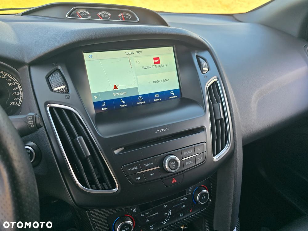 Ford Focus 2.0 EcoBoost ST mit Leder-Sport-Paket - 17