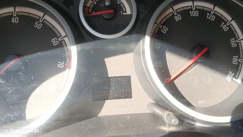 Opel Corsa 1.2 Enjoy - 13