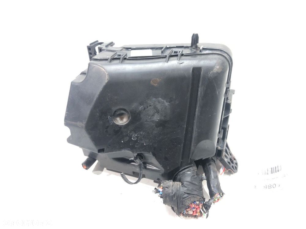 SKRZYNKA BEZPIECZNIKÓW  HYUNDAI i40 I CW (VF) 2011 - 2022 1.7 CRDi 104 kW [141 KM] olej napędowy - 7
