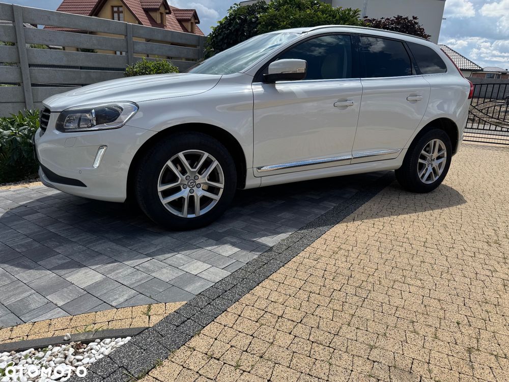 Volvo XC 60 D4 Drive-E Summum - 1