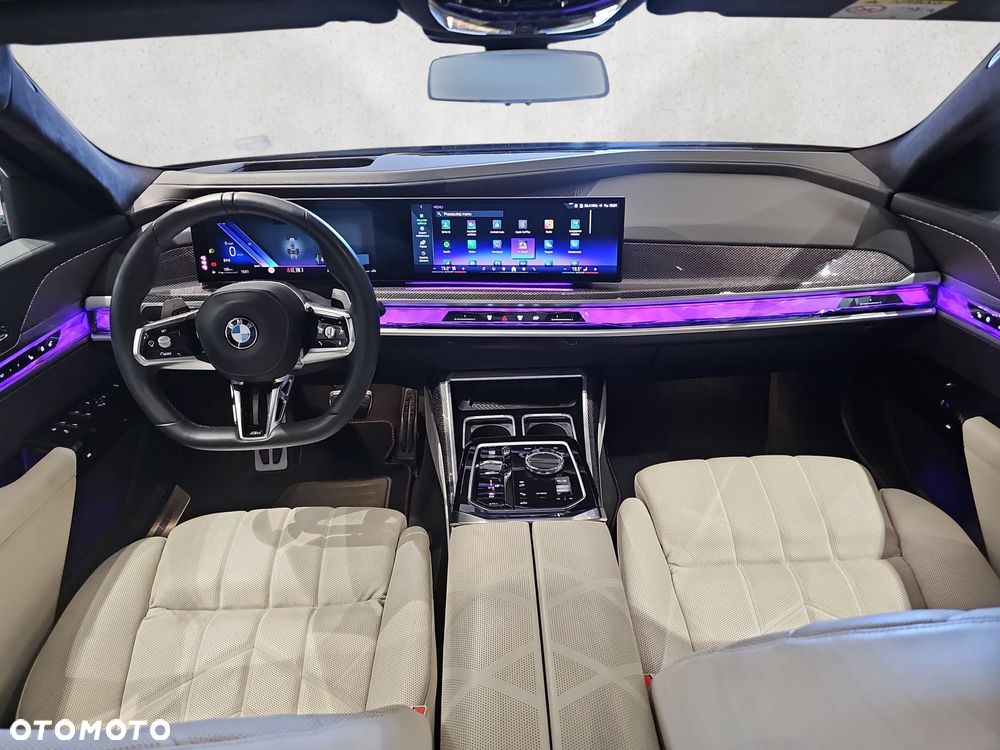 BMW Seria 7 - 25