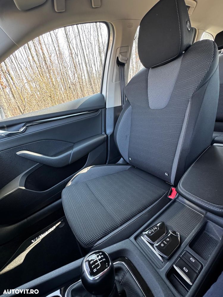 Skoda Octavia 2.0 TDI Ambition - 35