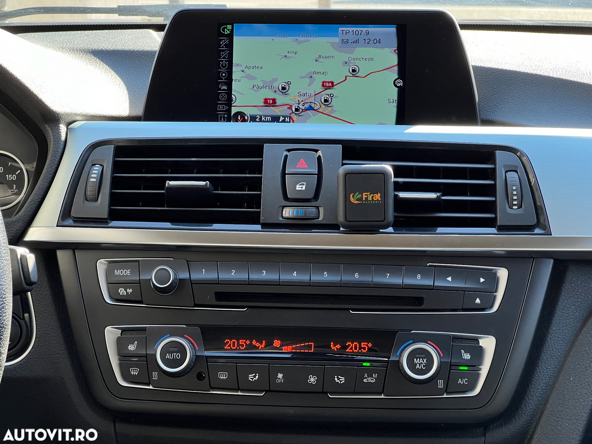 BMW Seria 3 320d Touring Aut. Modern Line - 13