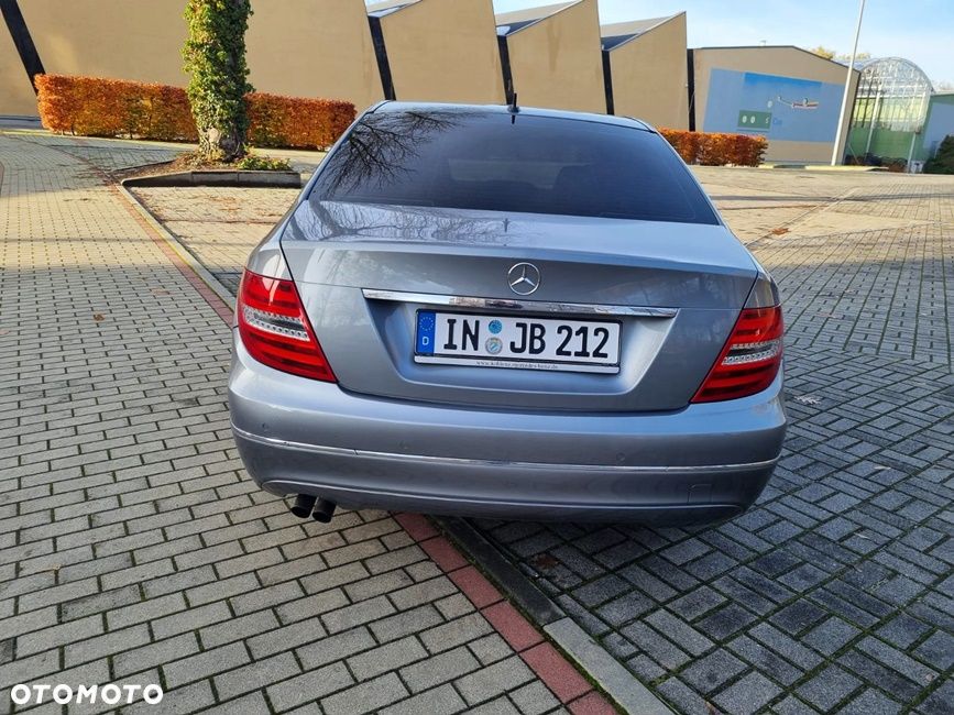 Mercedes-Benz Klasa C 180 Kompressor Avantgarde - 4
