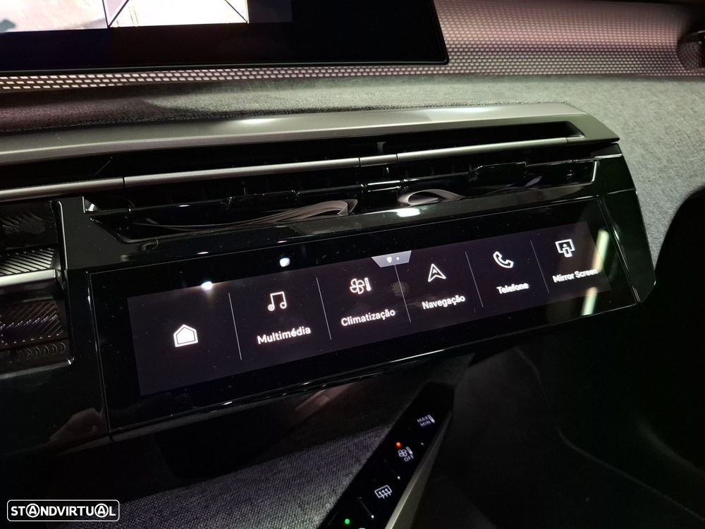 Peugeot 5008 1.2 Hybrid GT e-DCS6 - 17