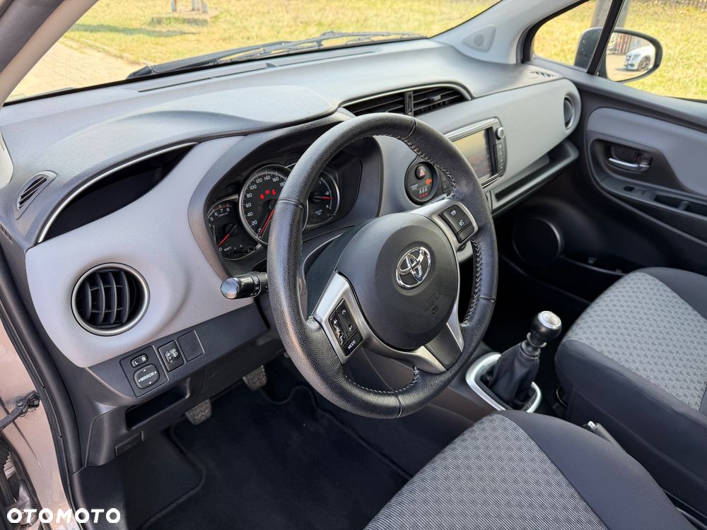 Toyota Yaris 1.33 VVT-i Comfort - 13