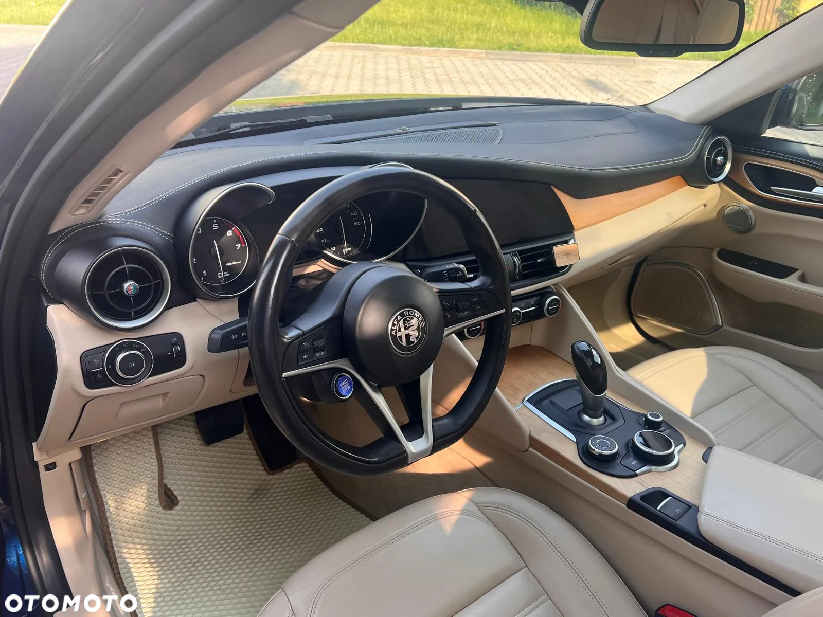 Alfa Romeo Giulia 2.0 Turbo 16V AT8 Veloce Ti - 9