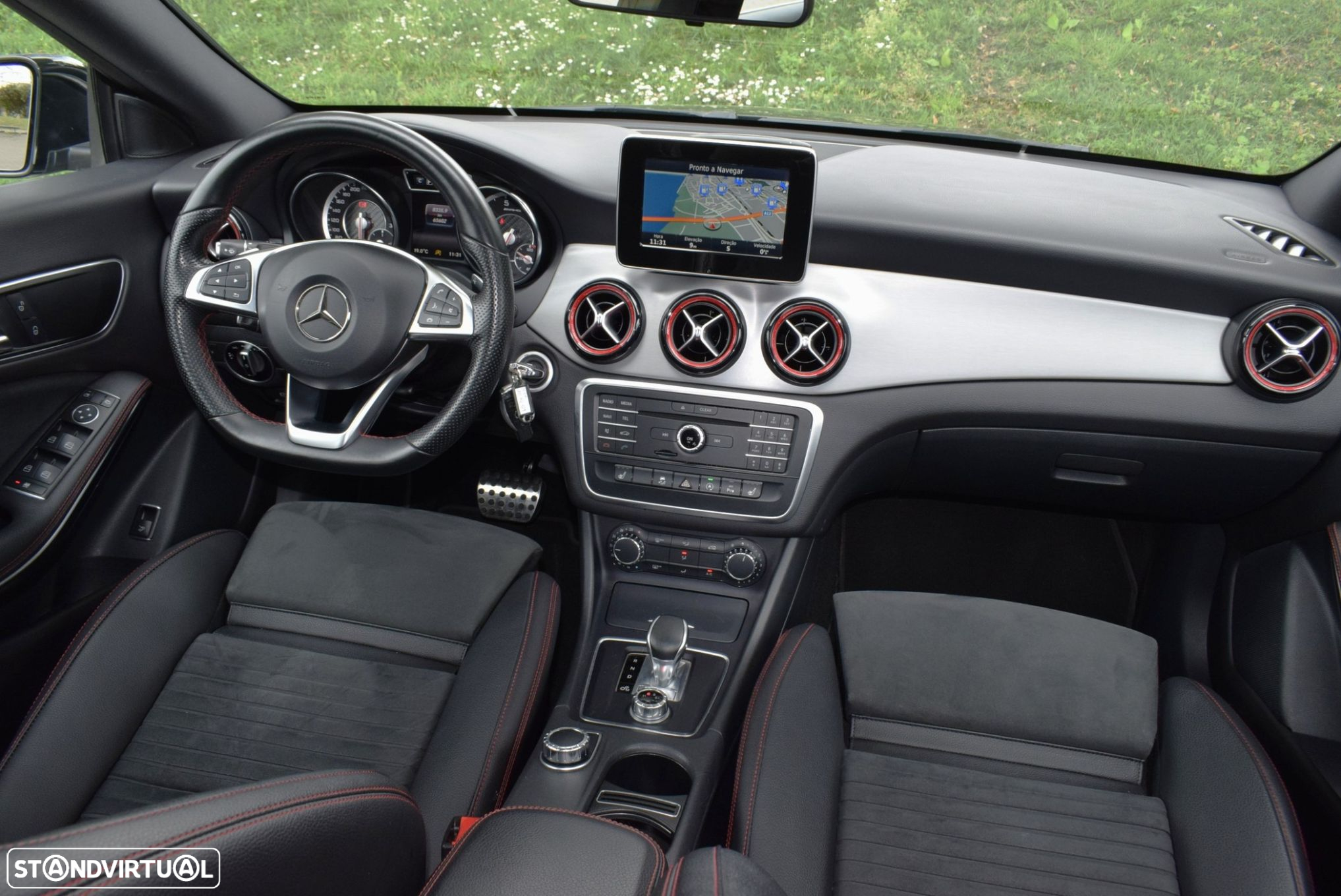 Mercedes-Benz CLA 45 AMG 4-Matic - 14