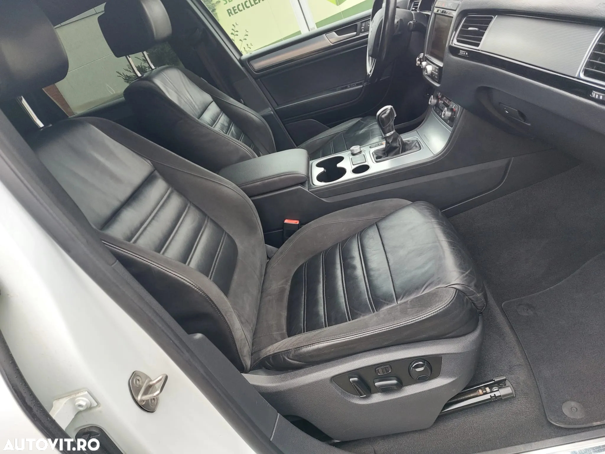 Volkswagen Touareg V6 TDI BMT Supreme Plus - 15