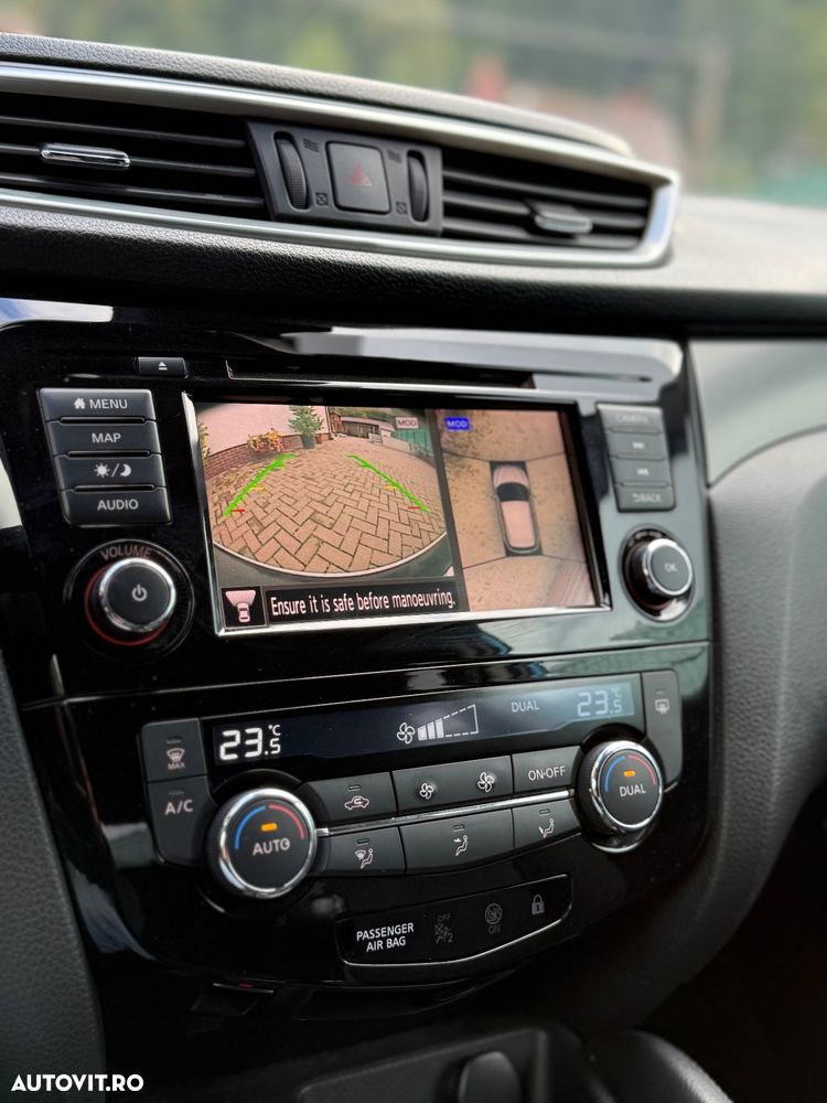 Nissan Qashqai 1.7 dCi N-CONNECTA - 17