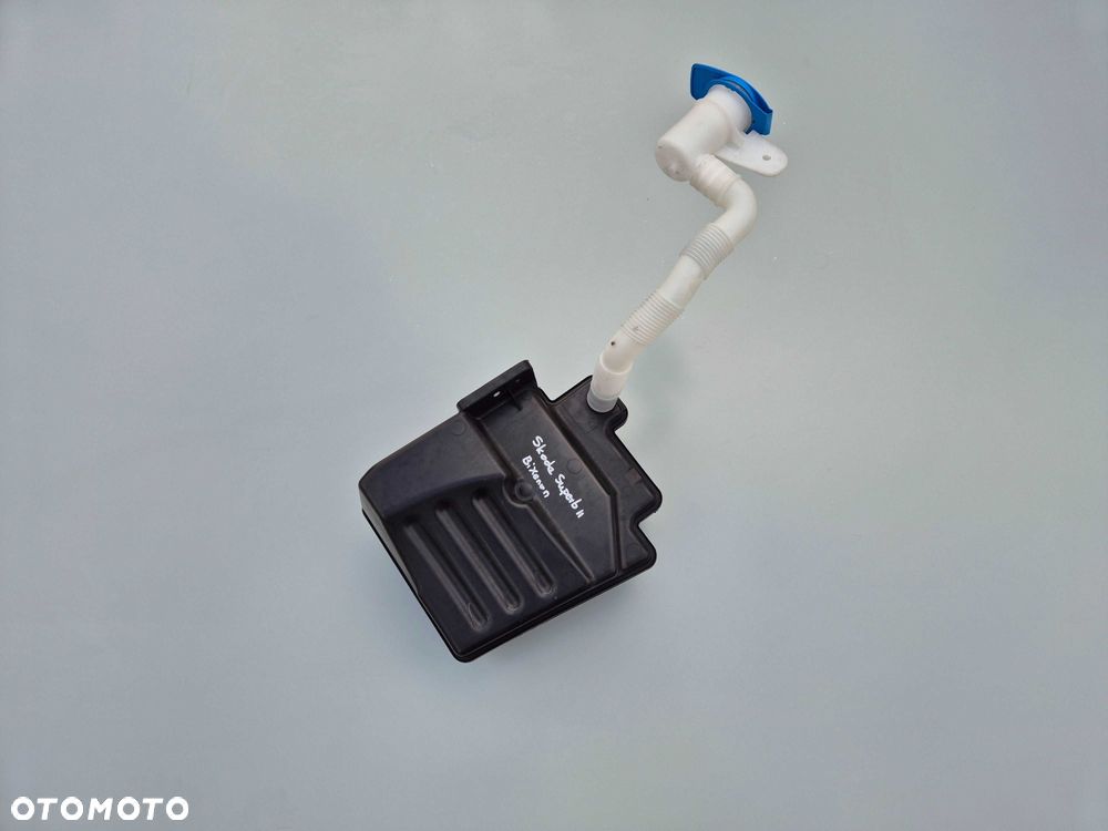 Zbiorniczek Płynu Spryskiwaczy Pompki BiXenon Skoda Superb II LIFT A3 - 5