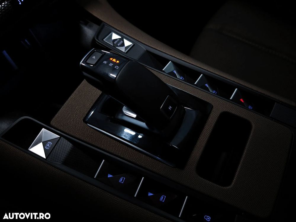 DS Automobiles DS 7 Crossback Crossback 4x4 BE CHIC - 13