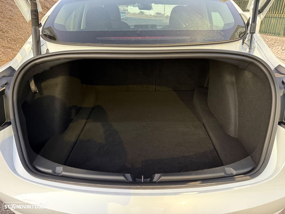 Tesla Model 3 Standard Range Plus RWD - 10