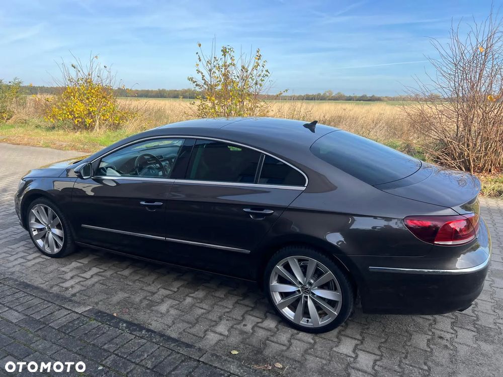 Volkswagen Passat CC - 22