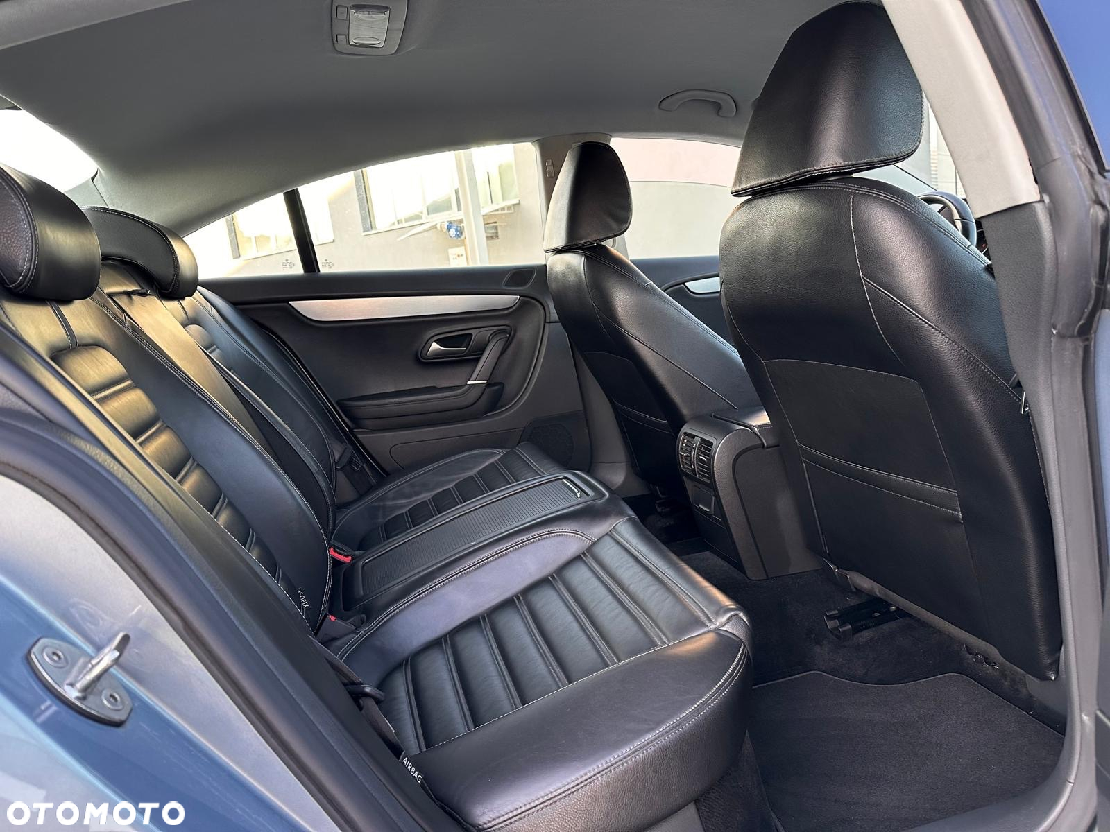 Volkswagen Passat CC - 13