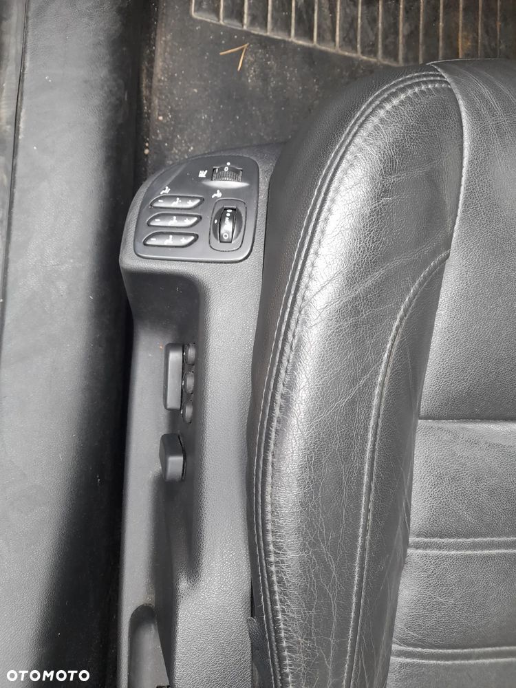 Renault Latitude - 8