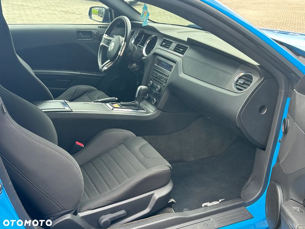 Ford Mustang 3.7 V6 - 6