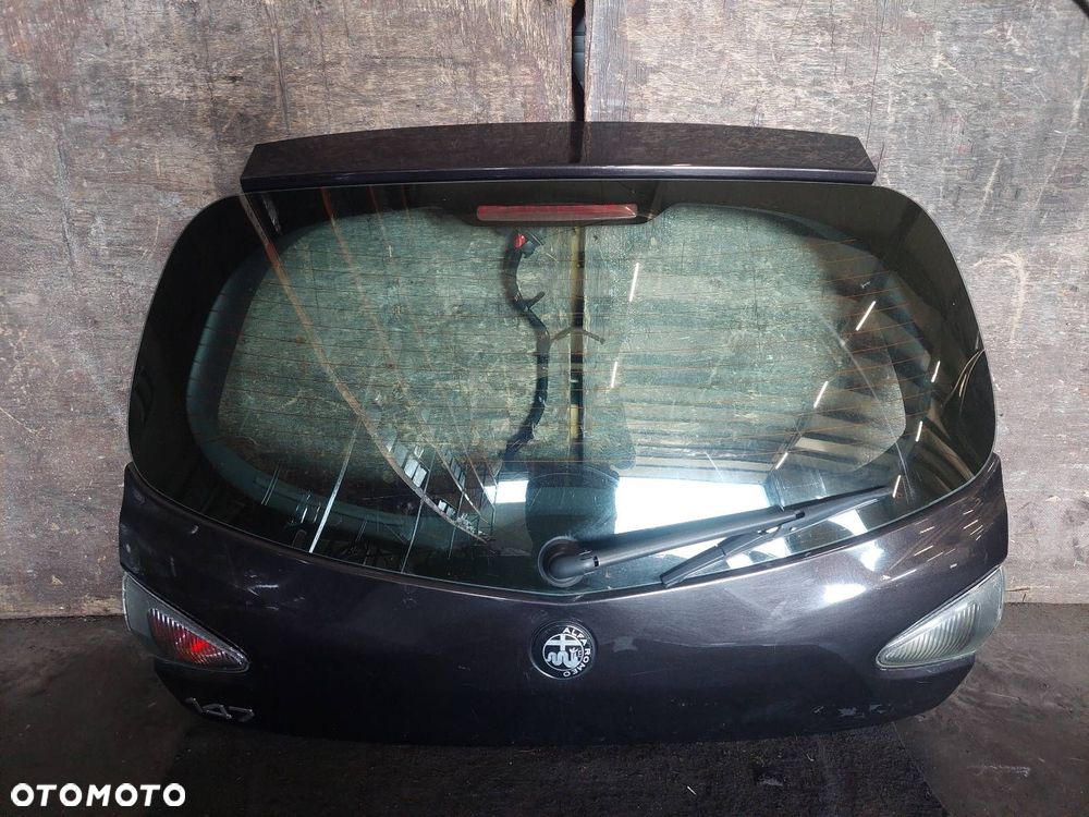 KOMPLETNY TYŁ KLAPA BAGAŻNIKA ZDERZAK TYŁ LAMPY ALFA ROMEO 147 I 821/A - 9