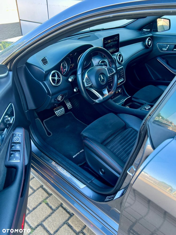 Mercedes-Benz CLA 250 4-Matic Sport - 22