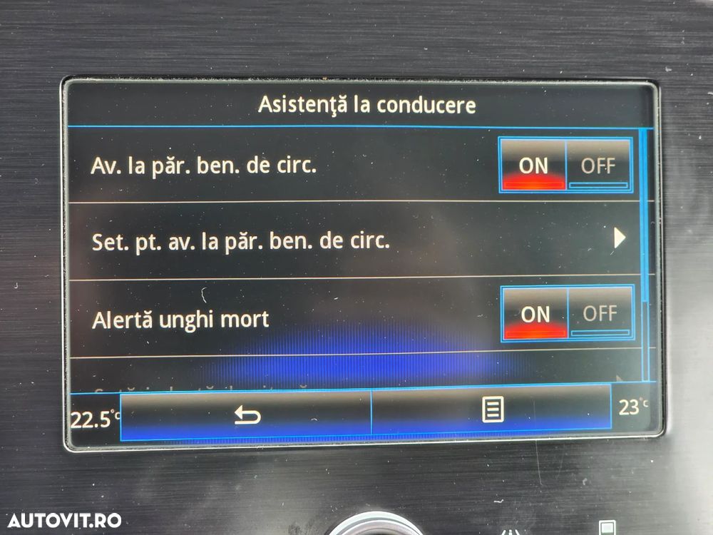 Renault Megane ENERGY dCi 110 LIMITED - 26