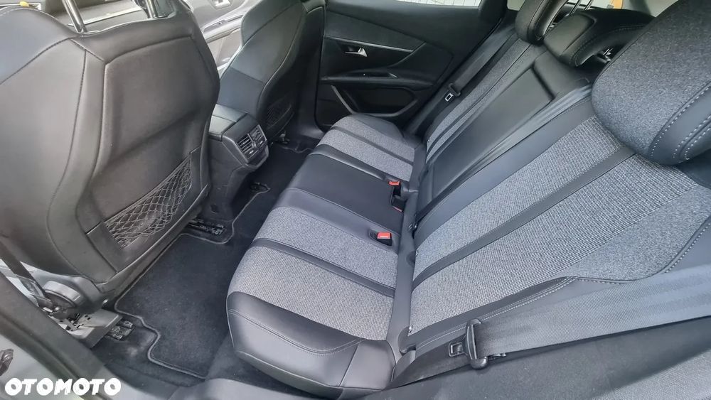 Peugeot 3008 BlueHDi 130 Stop & Start EAT8 Allure Business-Paket - 12