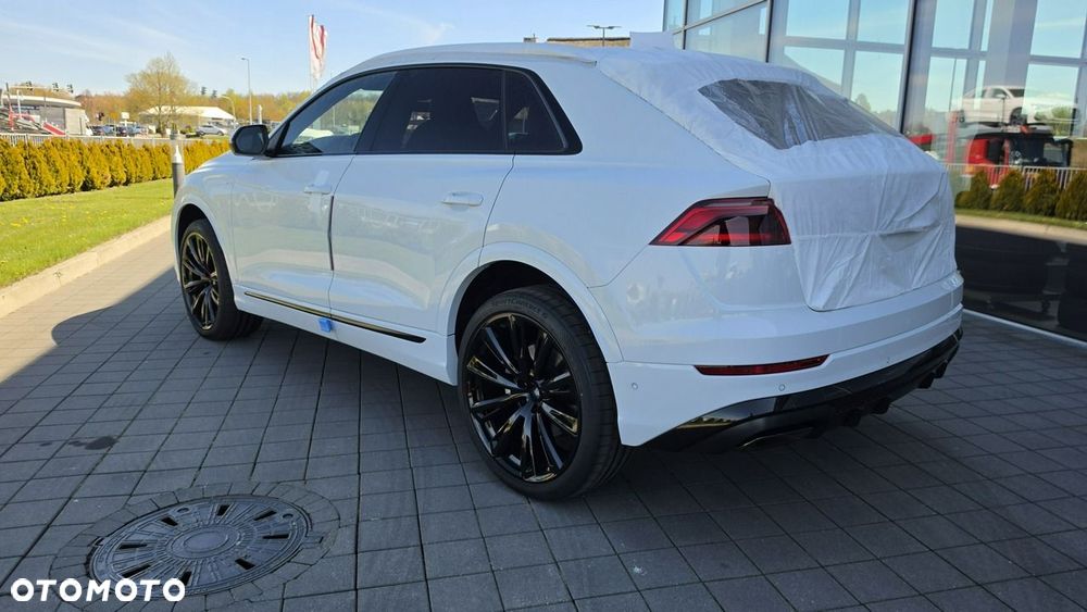 Audi Q8 - 4