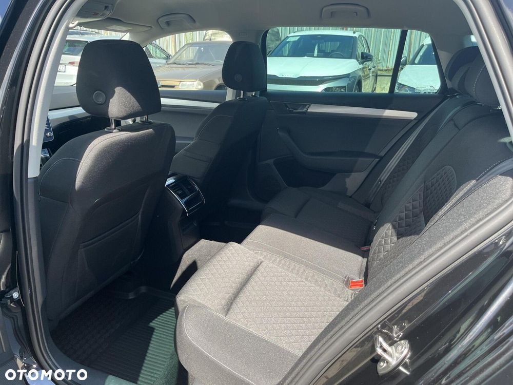 Skoda Superb 1.5 TSI Ambition DSG - 36