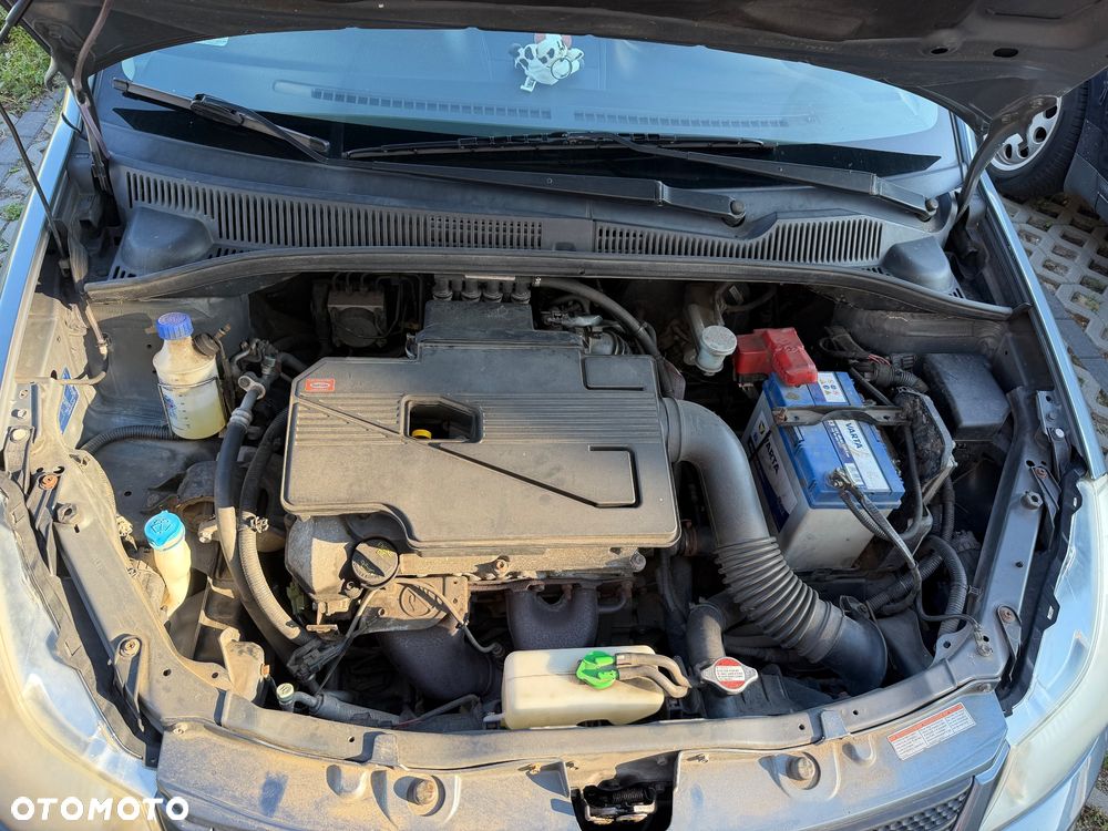 Suzuki SX4 1.6 GLX / Comfort - 9