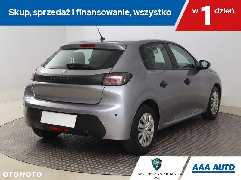 Peugeot 208 - 7
