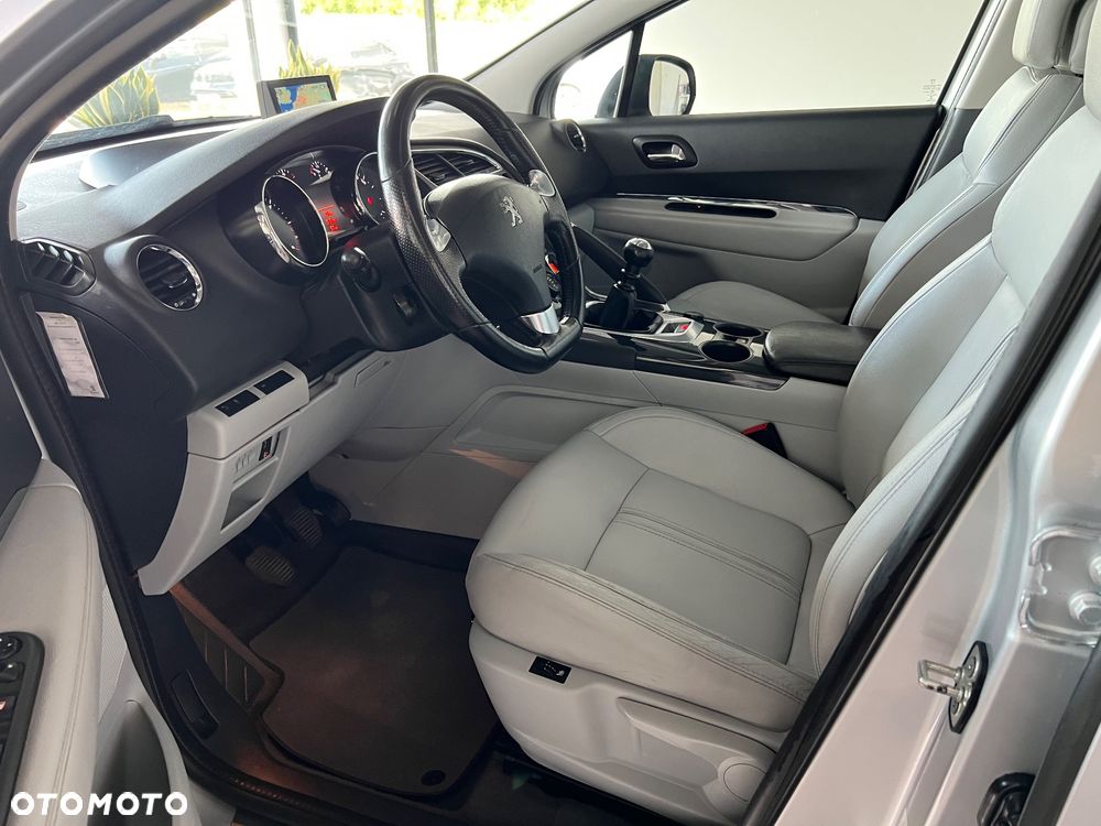 Peugeot 3008 - 12