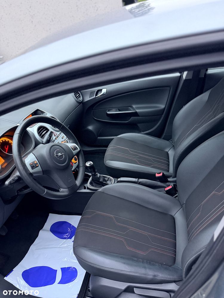 Opel Corsa 1.4 16V Innovation 110 Jahre - 18