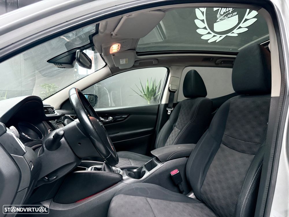 Nissan Qashqai 1.6 dCi N-Connecta - 9