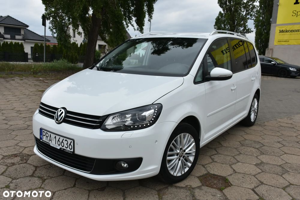 Volkswagen Touran 2.0 TDI DPF BlueMotion Technology STYLE - 1