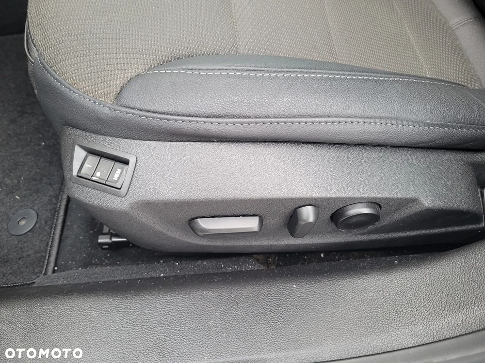 Opel Insignia 1.6 Turbo Sport - 12