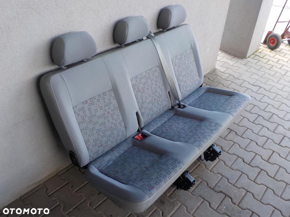 VW T5 T6 FOTEL TRÓJKA POTRÓJNY KANAPA ŁAWKA TYŁ TYLNA XOXO - 3
