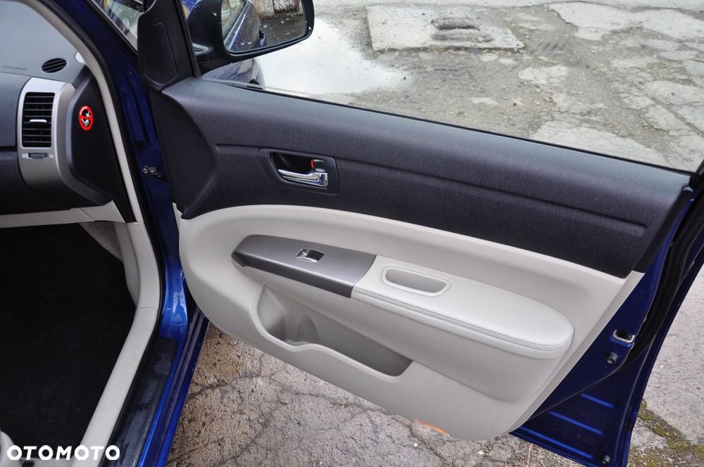 Toyota Prius 1.5 VVT-i Sol (nav) - 14