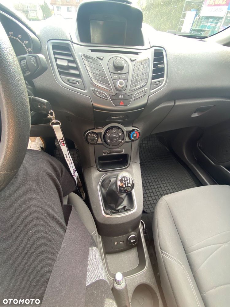 Ford Fiesta - 20