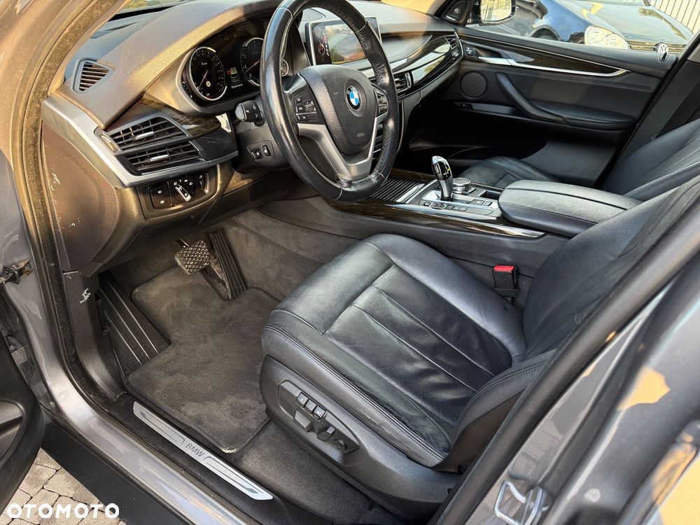 BMW X5 xDrive35i Sport-Aut - 9