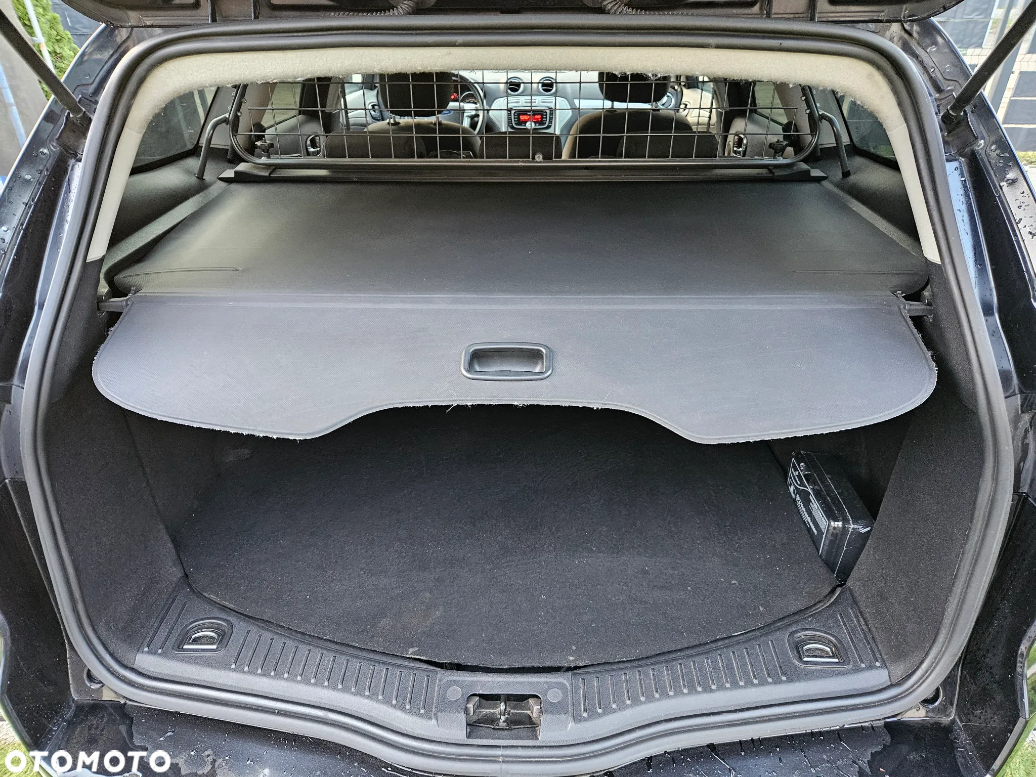 Ford Mondeo 1.6 Silver X - 12