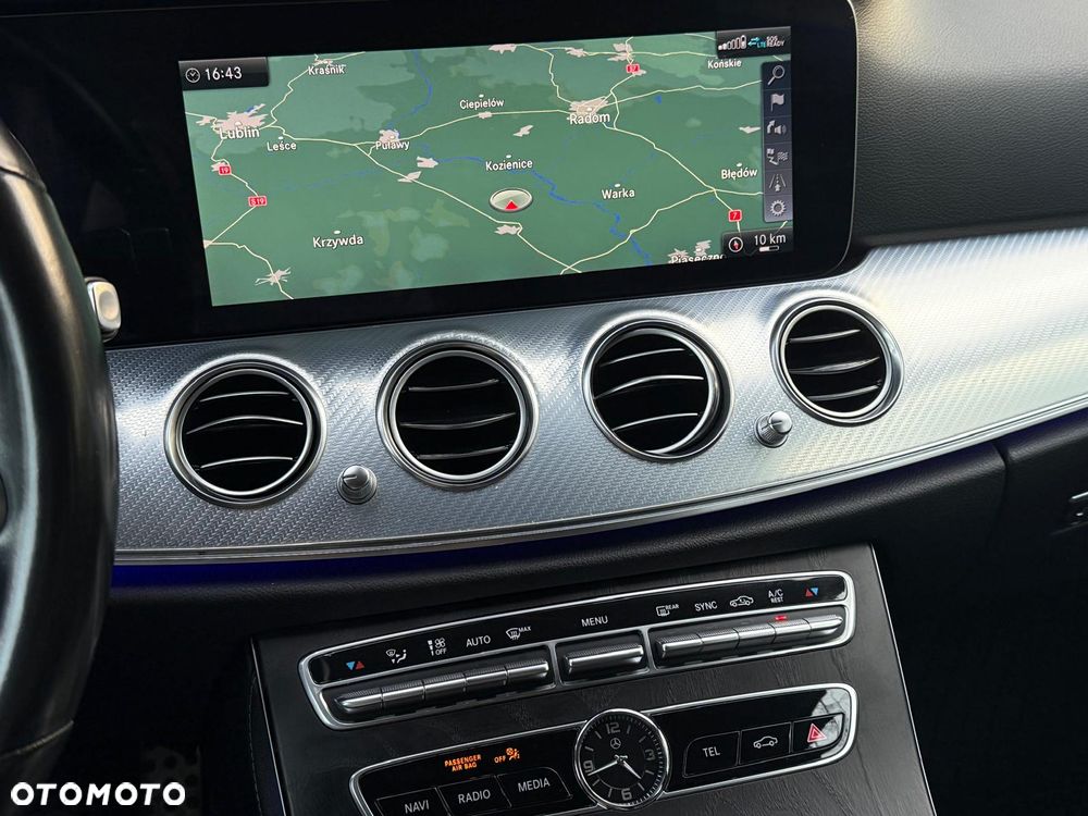 Mercedes-Benz Klasa E 220 d 4Matic 9G-TRONIC - 8