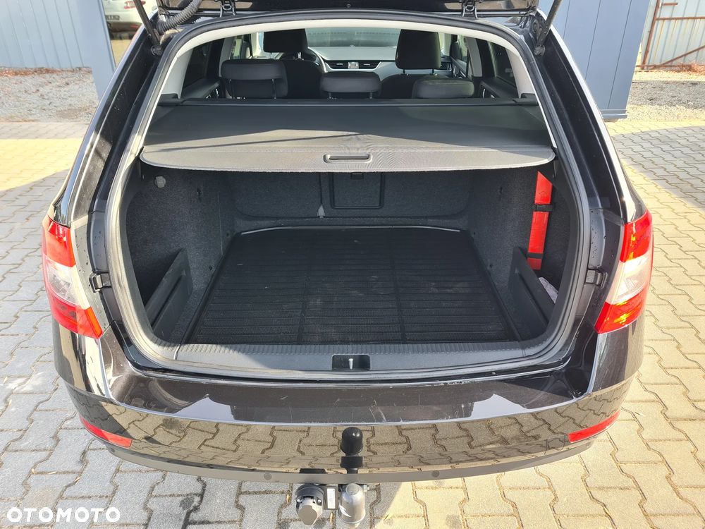 Skoda Octavia 2.0 TDI Style DSG - 10