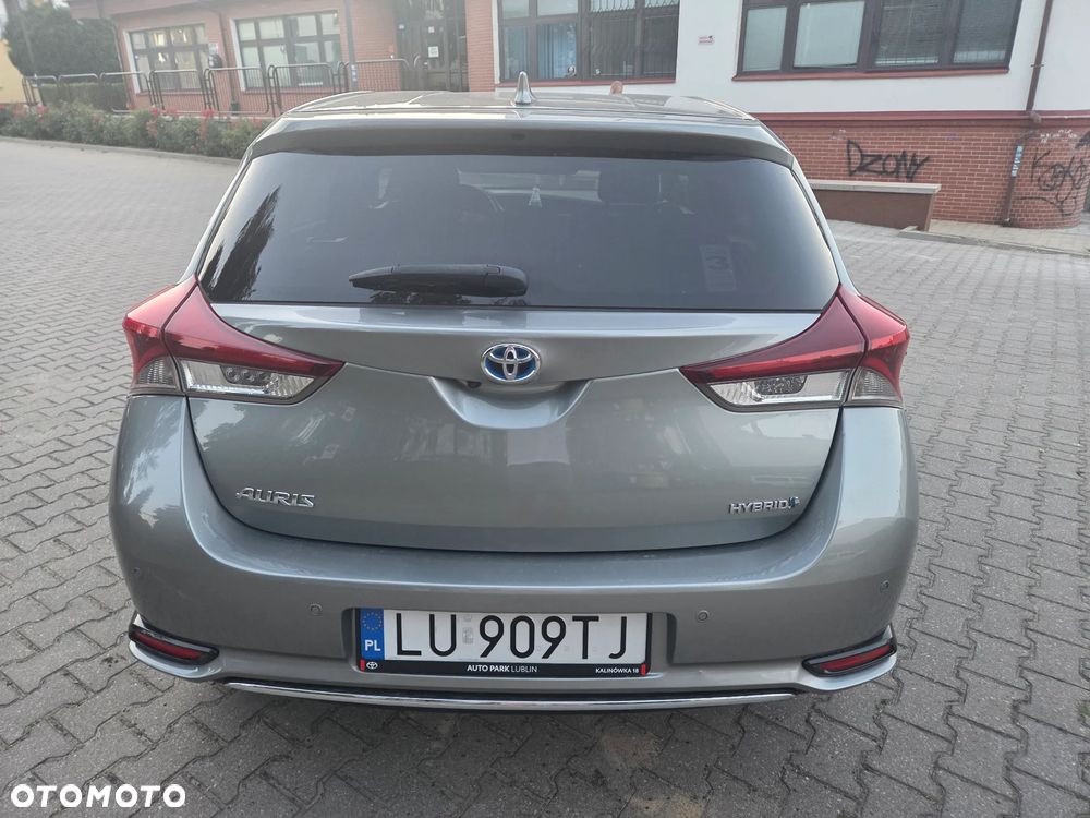 Toyota Auris - 10