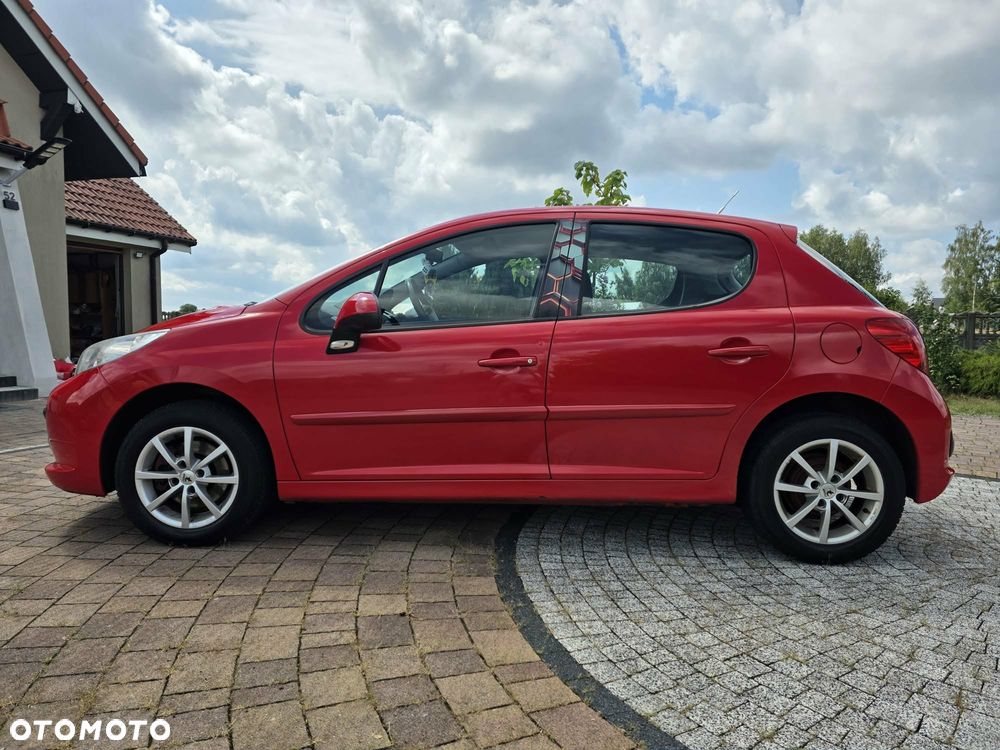 Peugeot 207 - 2