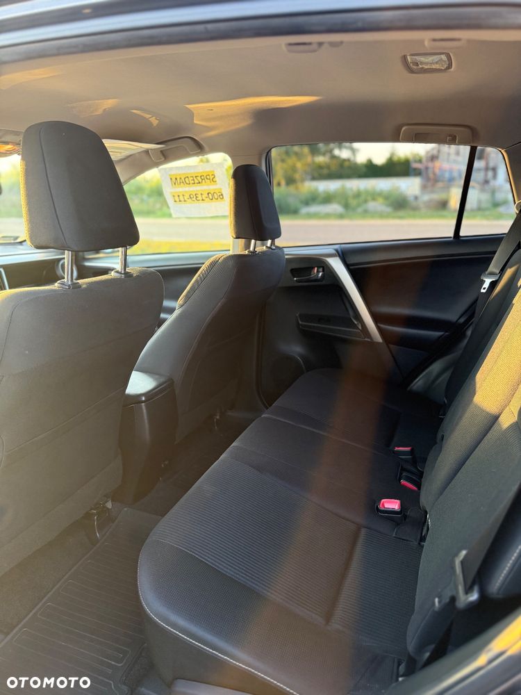 Toyota RAV4 2.0 Premium - 13