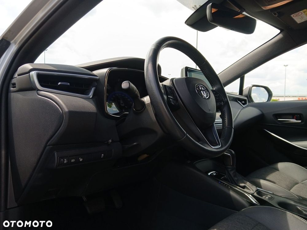 Toyota Corolla 1.8 Hybrid Comfort - 19